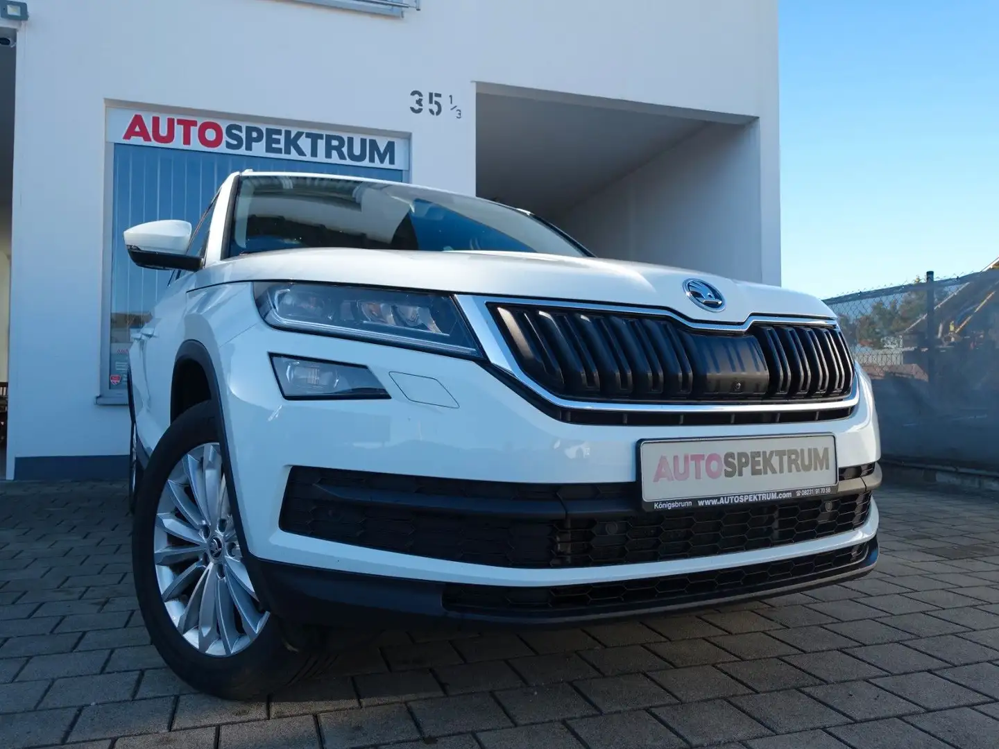 Skoda Kodiaq Style 4x4 LED/ACC/AHK/7SITZE Blanc - 1