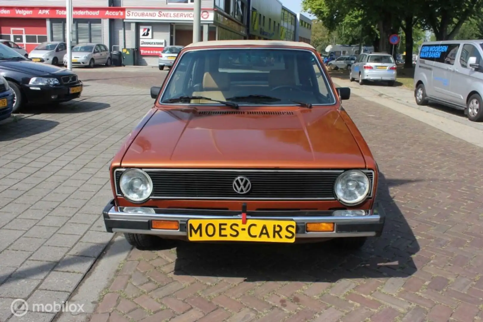 Volkswagen Golf 1.6 GLI Marrón - 2