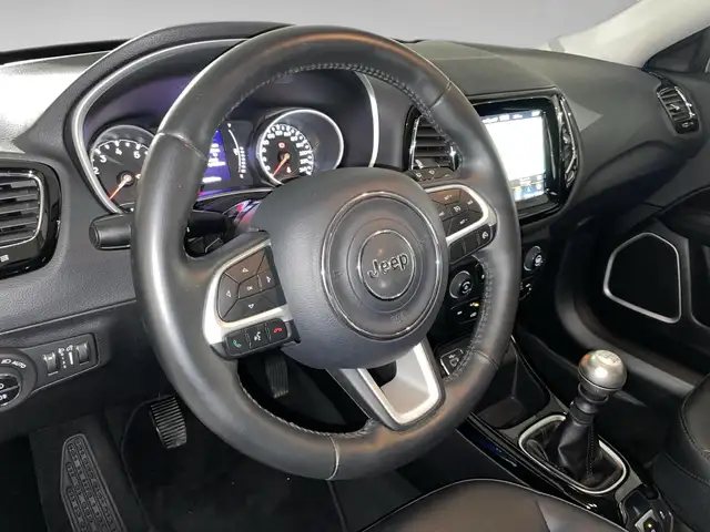 Jeep Compass view 8