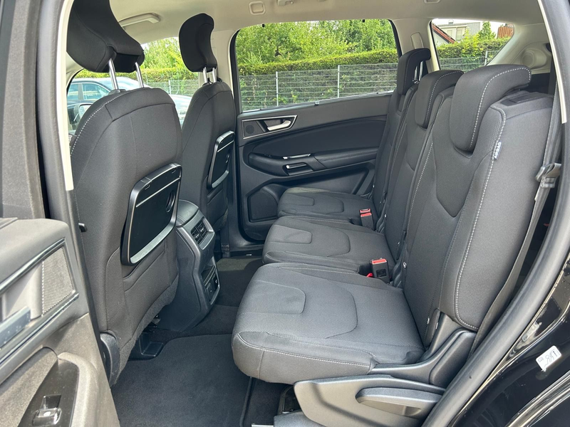 Ford S-Max Titanium°7 Sitzer°Automatik°AHK°Kamera°Nav — photo 11
