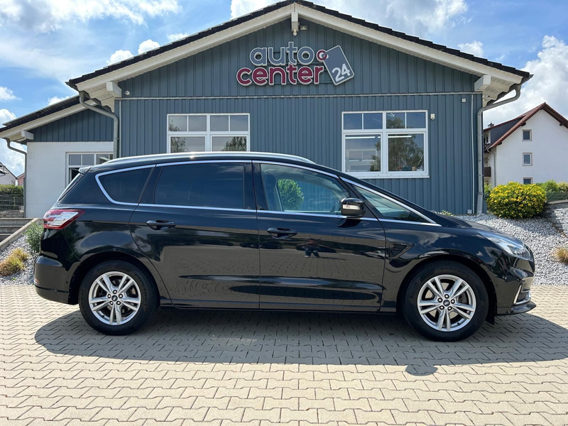 Ford S-Max Titanium°7 Sitzer°Automatik°AHK°Kamera°Nav — photo 2