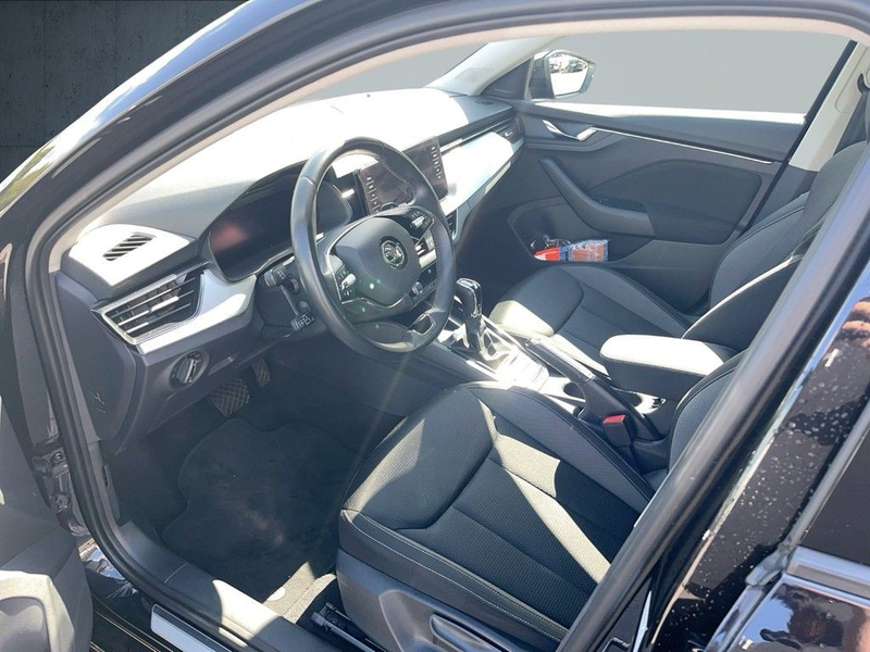 Skoda Scala 1.5 TSI DSG Tour Navi LED AHK — photo 10