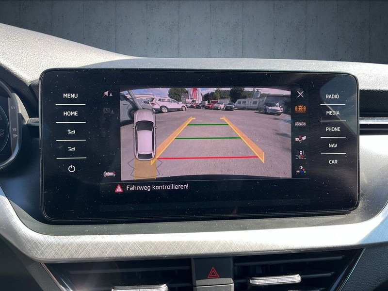 Skoda Scala 1.5 TSI DSG Tour Navi LED AHK — photo 17