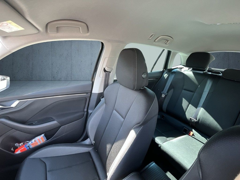 Skoda Scala 1.5 TSI DSG Tour Navi LED AHK — photo 21