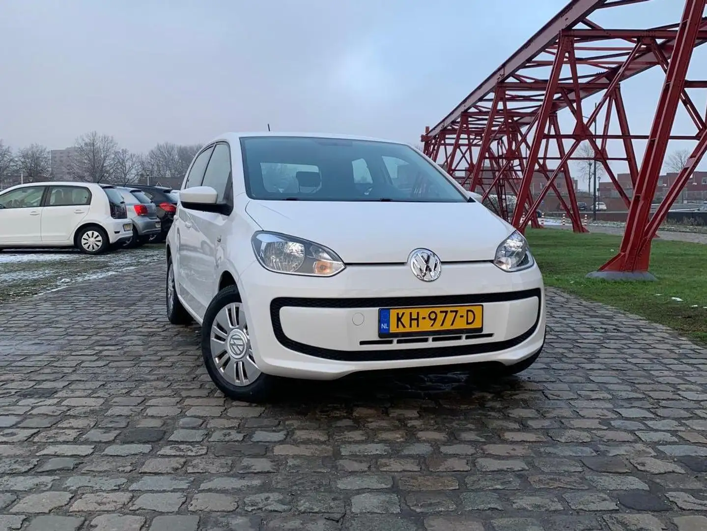 Volkswagen up! 1.0 move up! BlueM. Wit - 1