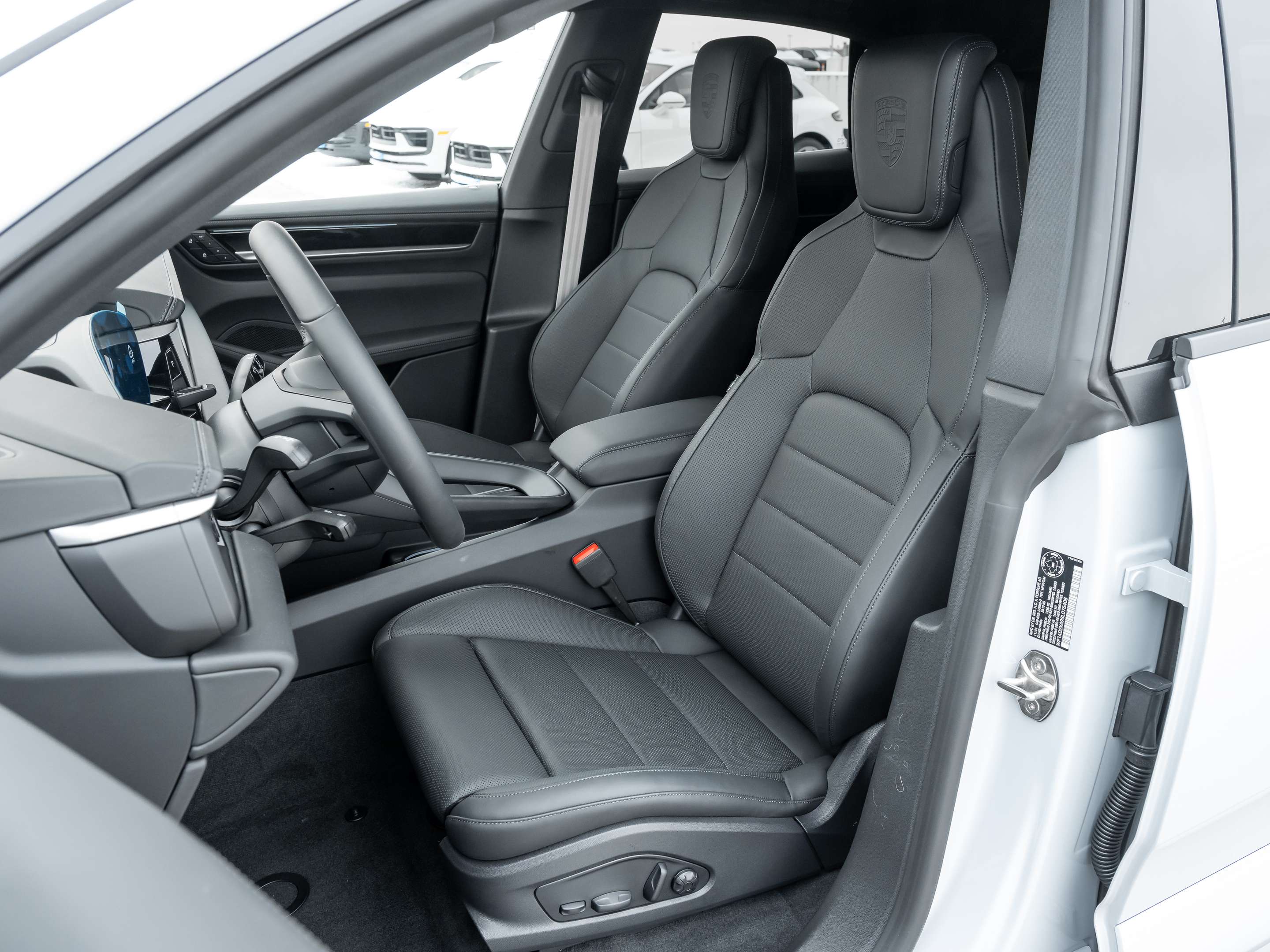 2025 Porsche Macan Electric | No Luxury Tax | Ice Grey Metallic alt 5