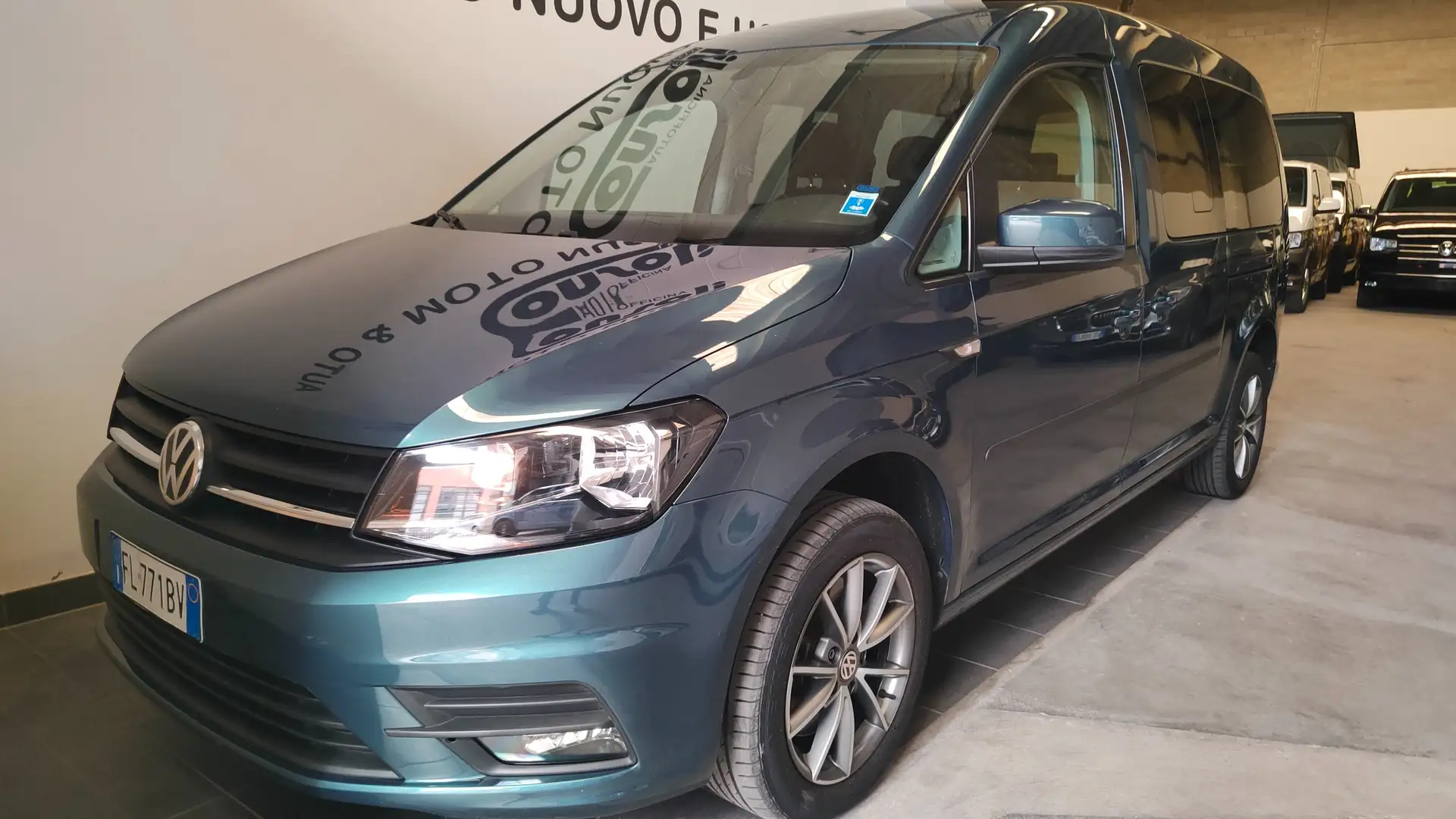 Volkswagen Caddy PASSO LUNGO 2.0TDI 102CV CAMBIO DSG 7 POSTI Groen - 2