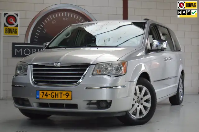 Chrysler Grand Voyager 3.8 V6 Limited, 7zits, Trekhaak, APK, VEEL OPTIES