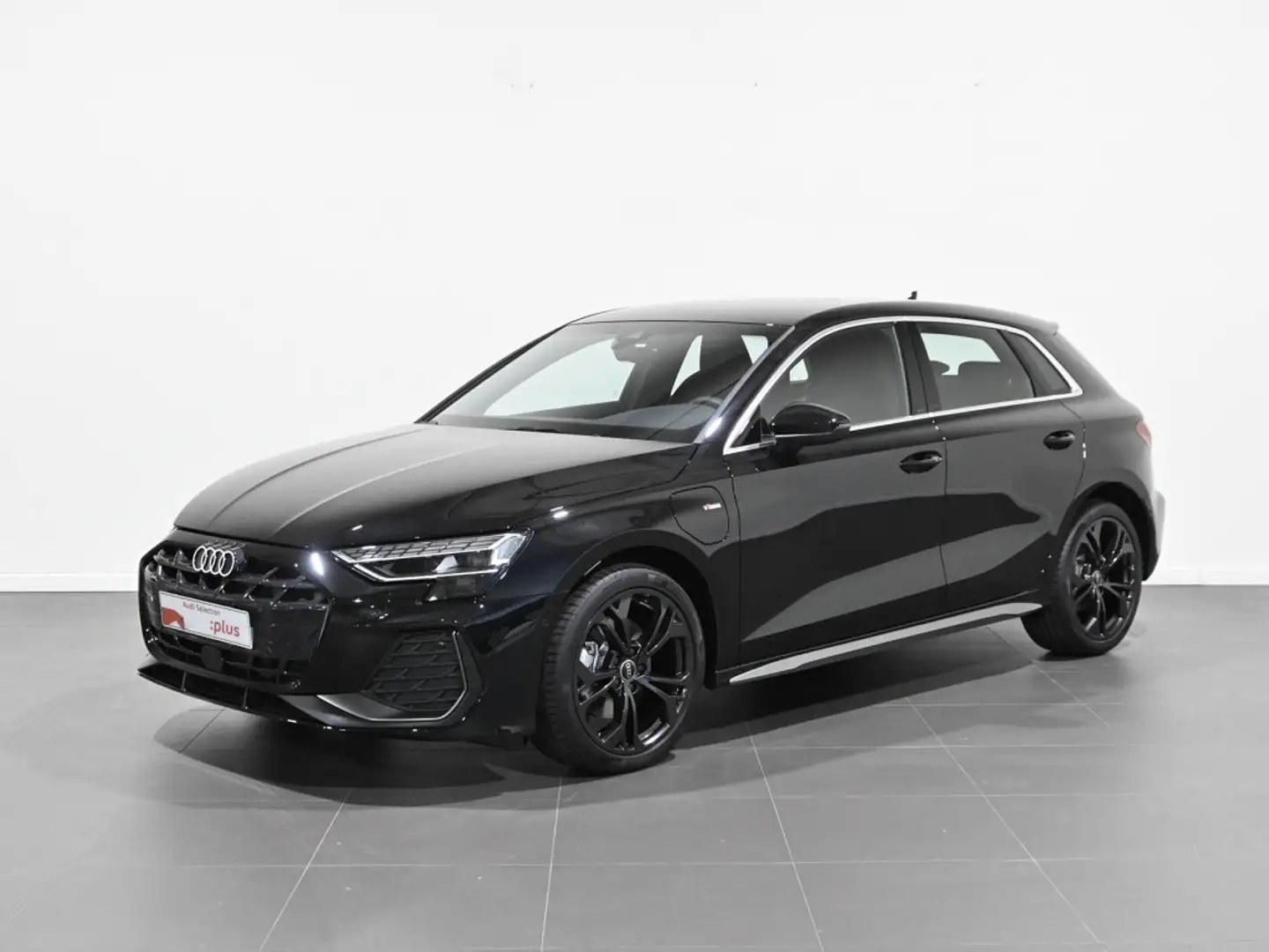 Audi A3 Sportback TFSI e S line S tronic 150kW Negro - 1
