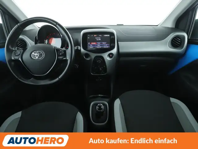 Toyota Aygo view 12