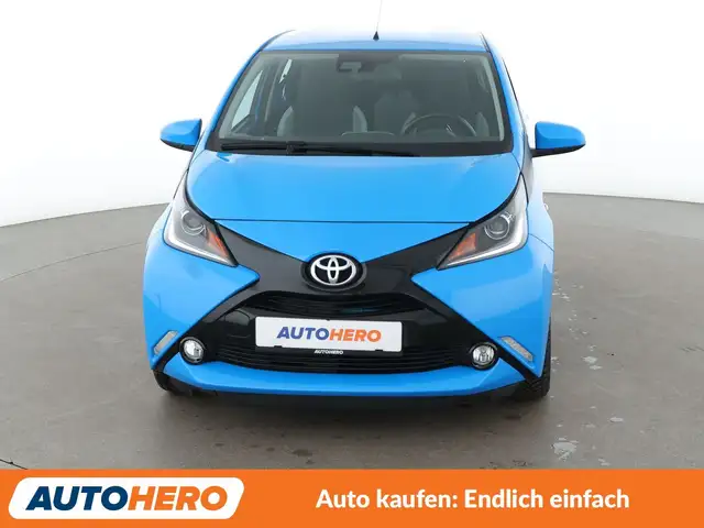 Toyota Aygo view 9