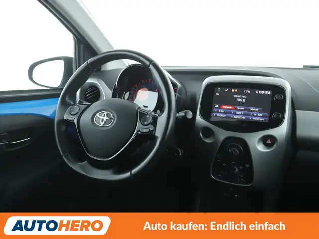 Toyota Aygo view 13