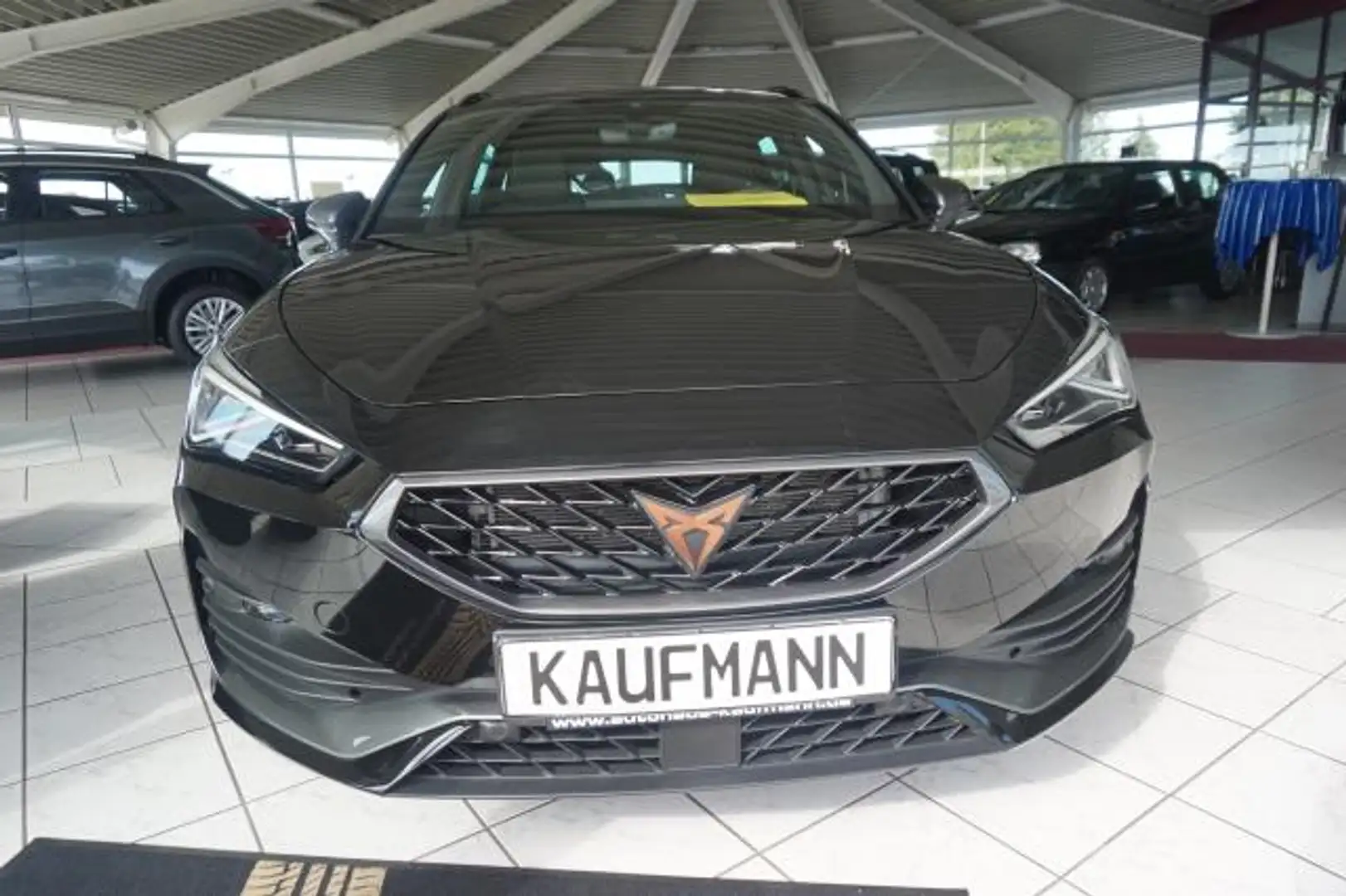 CUPRA Leon LEON ST 1,5 ETSI DSG NAVI KAMERA LED ACC SHZ PDC Noir - 2