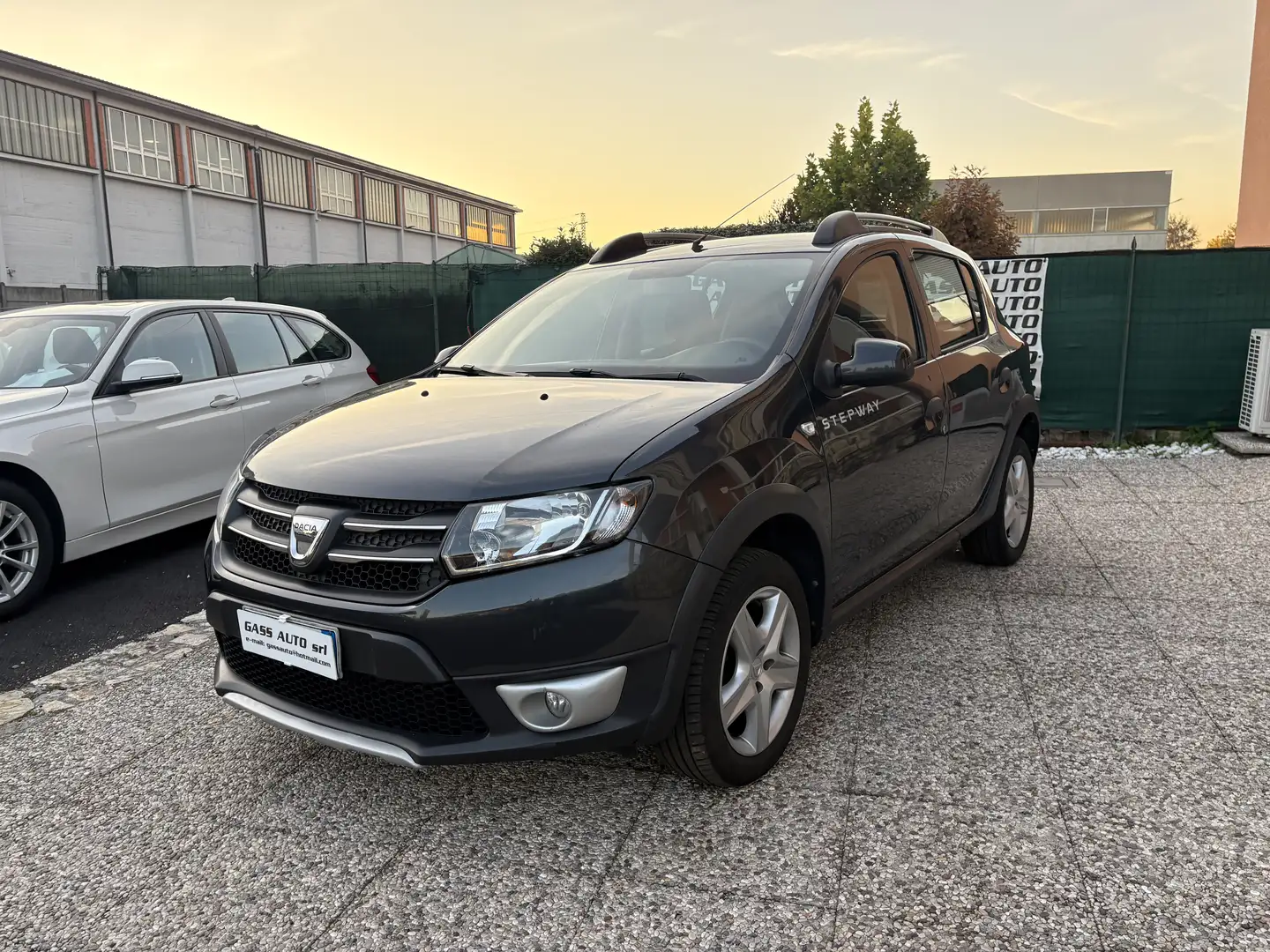 Dacia Sandero Stepway 1.5 dci (prestige) s&s 90cv E6 Grigio - 1