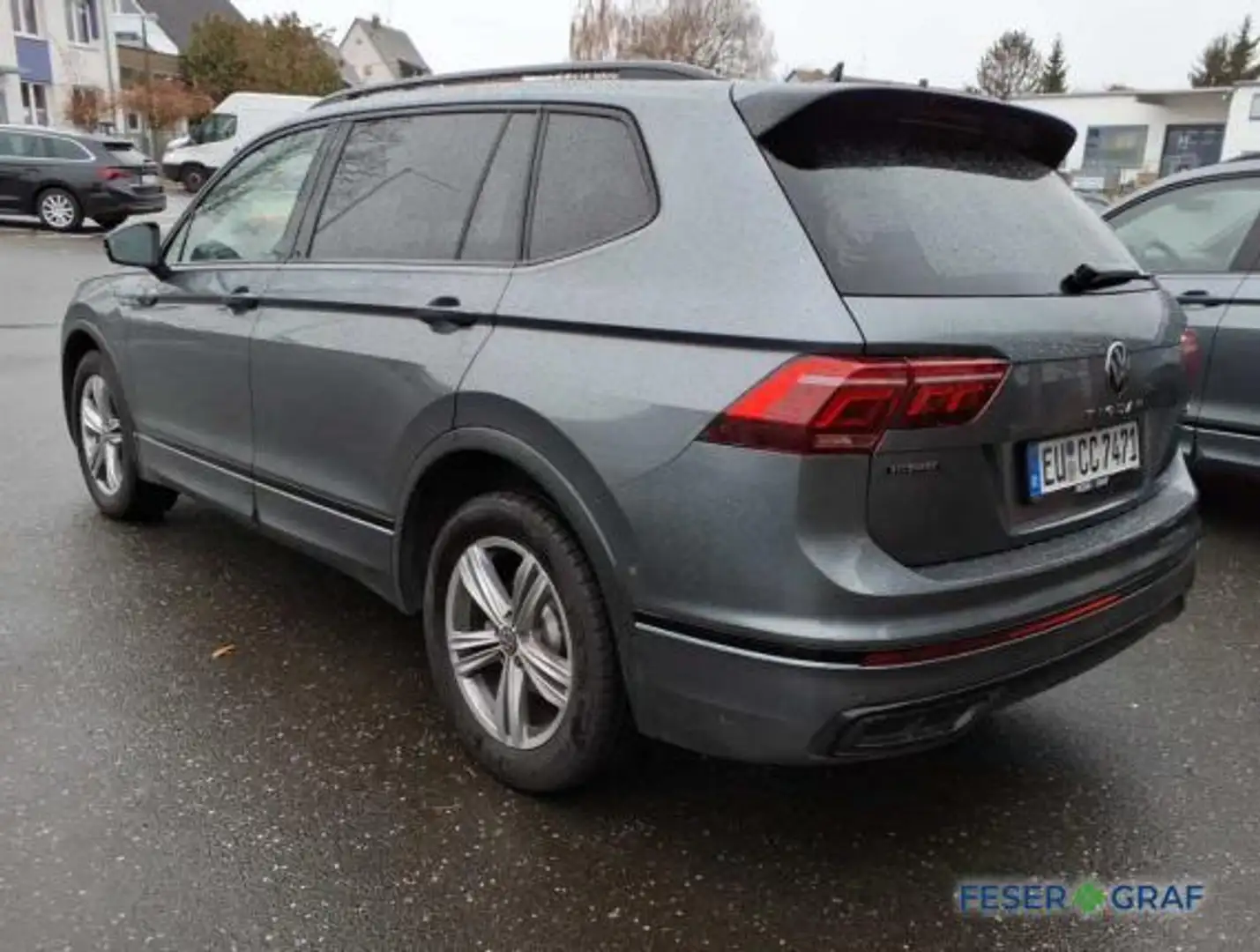 Volkswagen Tiguan Allspace 2.0 TSI DSG R-Line 4M BLACK AHK Grau - 2
