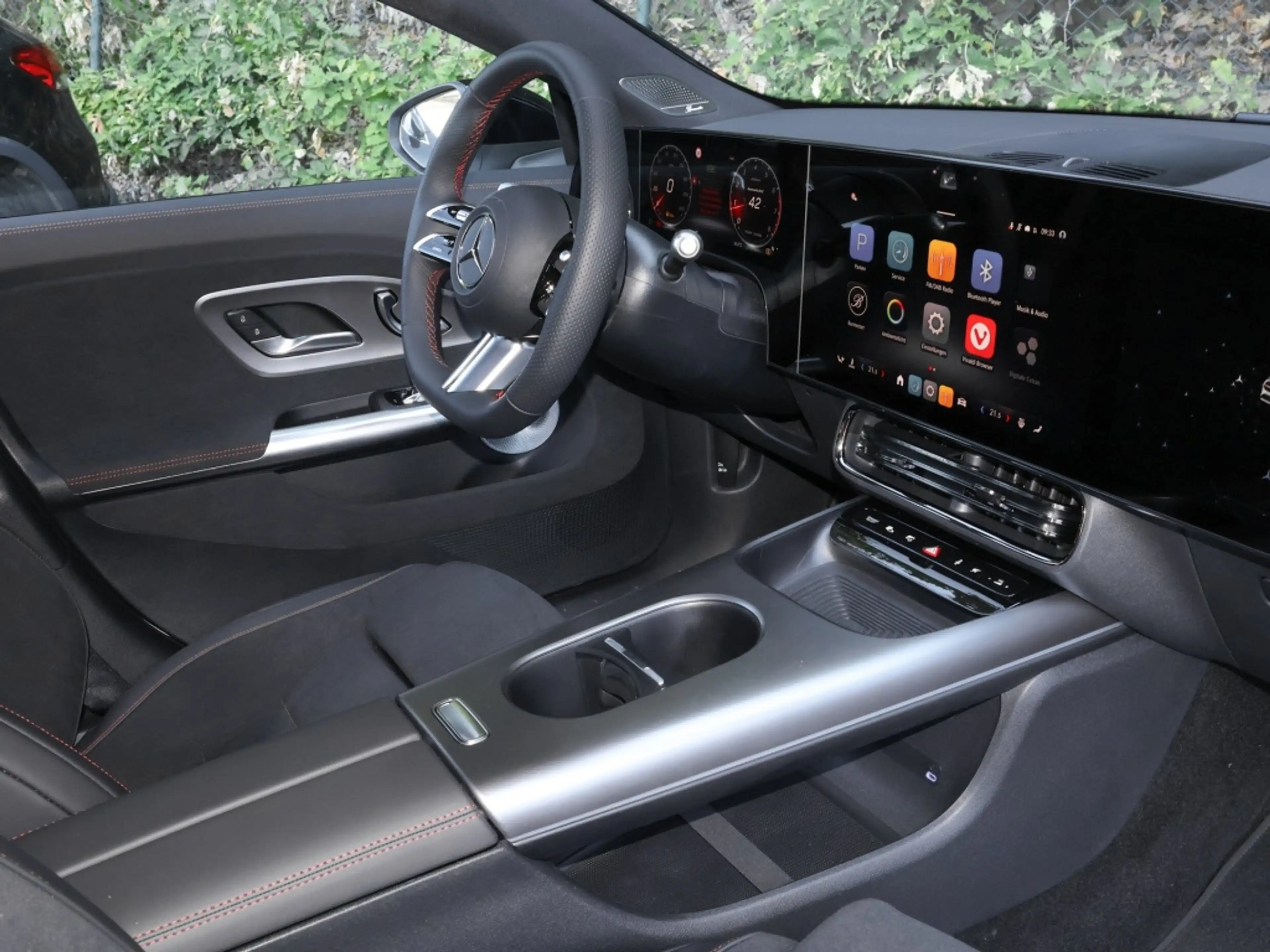 Mercedes-Benz CLA 220 AMG-Sport+Burm+Pano+Super+MLB+Memo+Night — photo 4