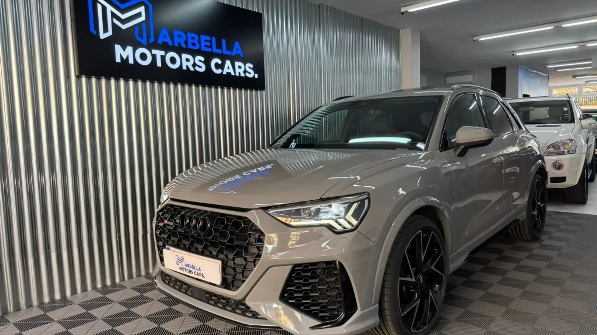 Audi RS Q3 2.5 TFSI quattro S tronic Gris - 1