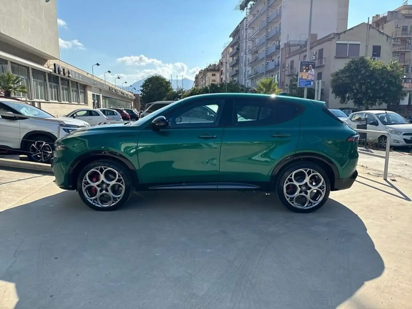 Alfa Romeo Tonale 1.3 280cv Plug in Hybrid AT6 Speciale Q4 Verde - 2