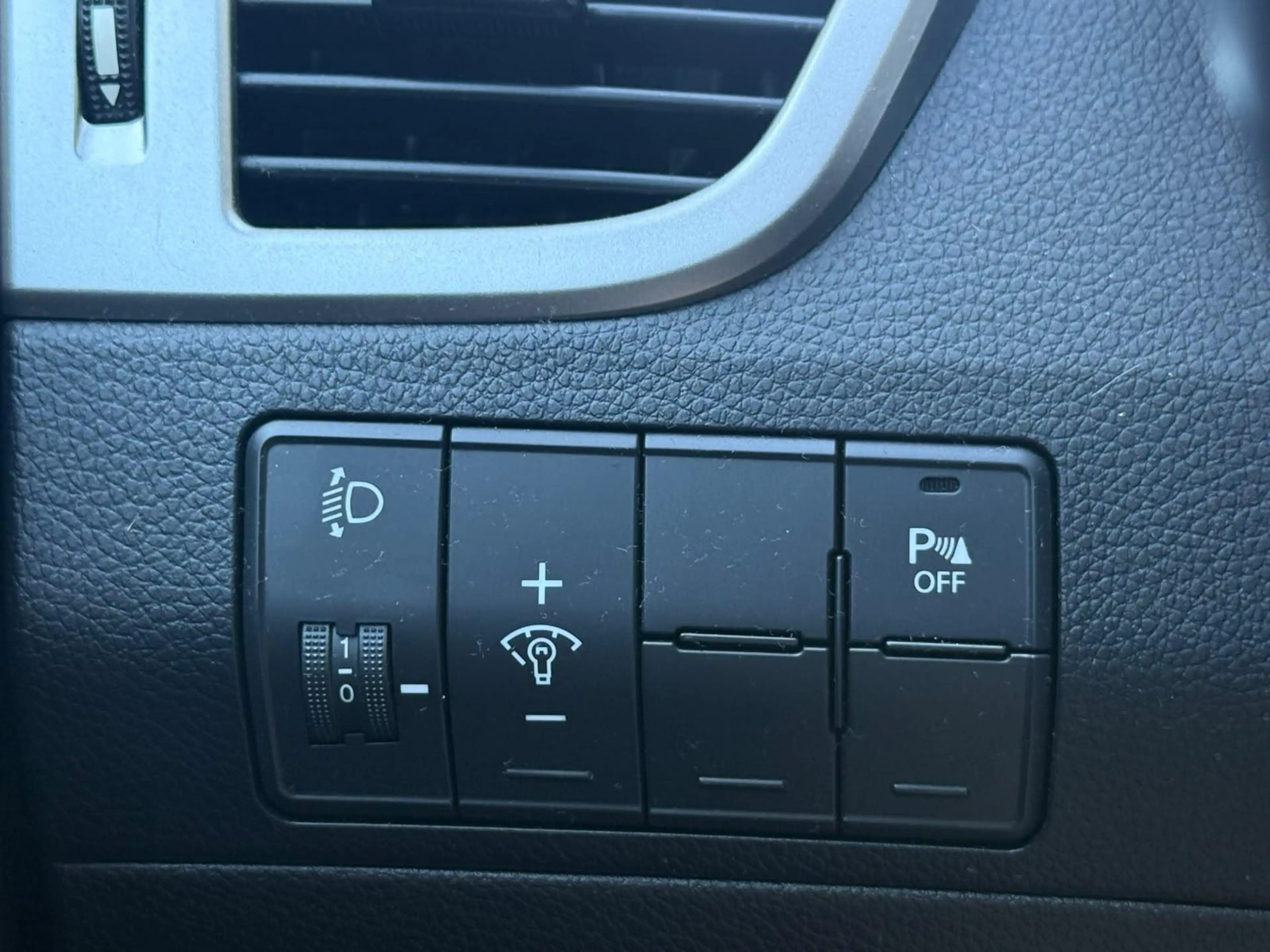 Hyundai i30 1.4 i-Drive — photo 13