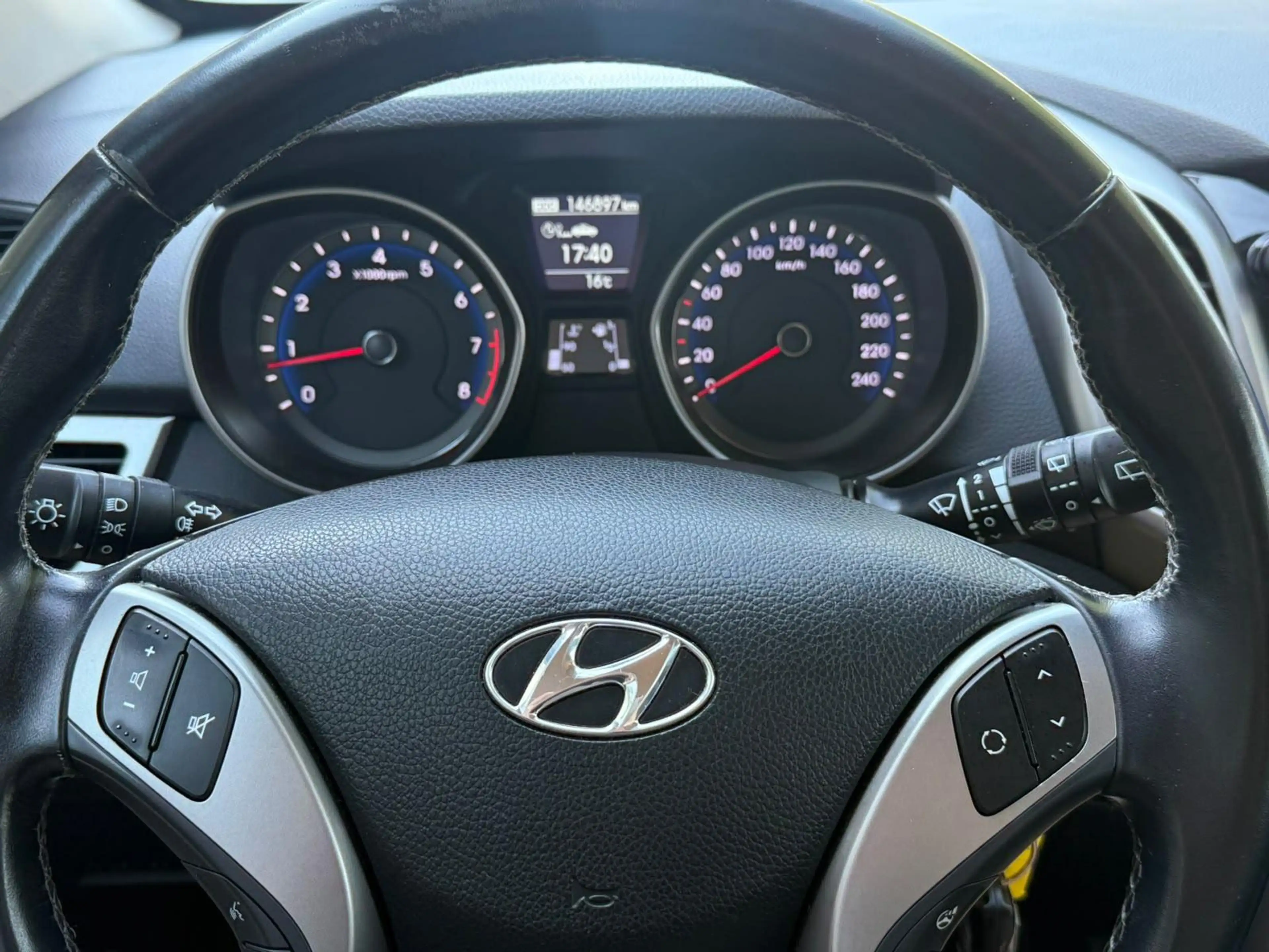 Hyundai i30 1.4 i-Drive — photo 12