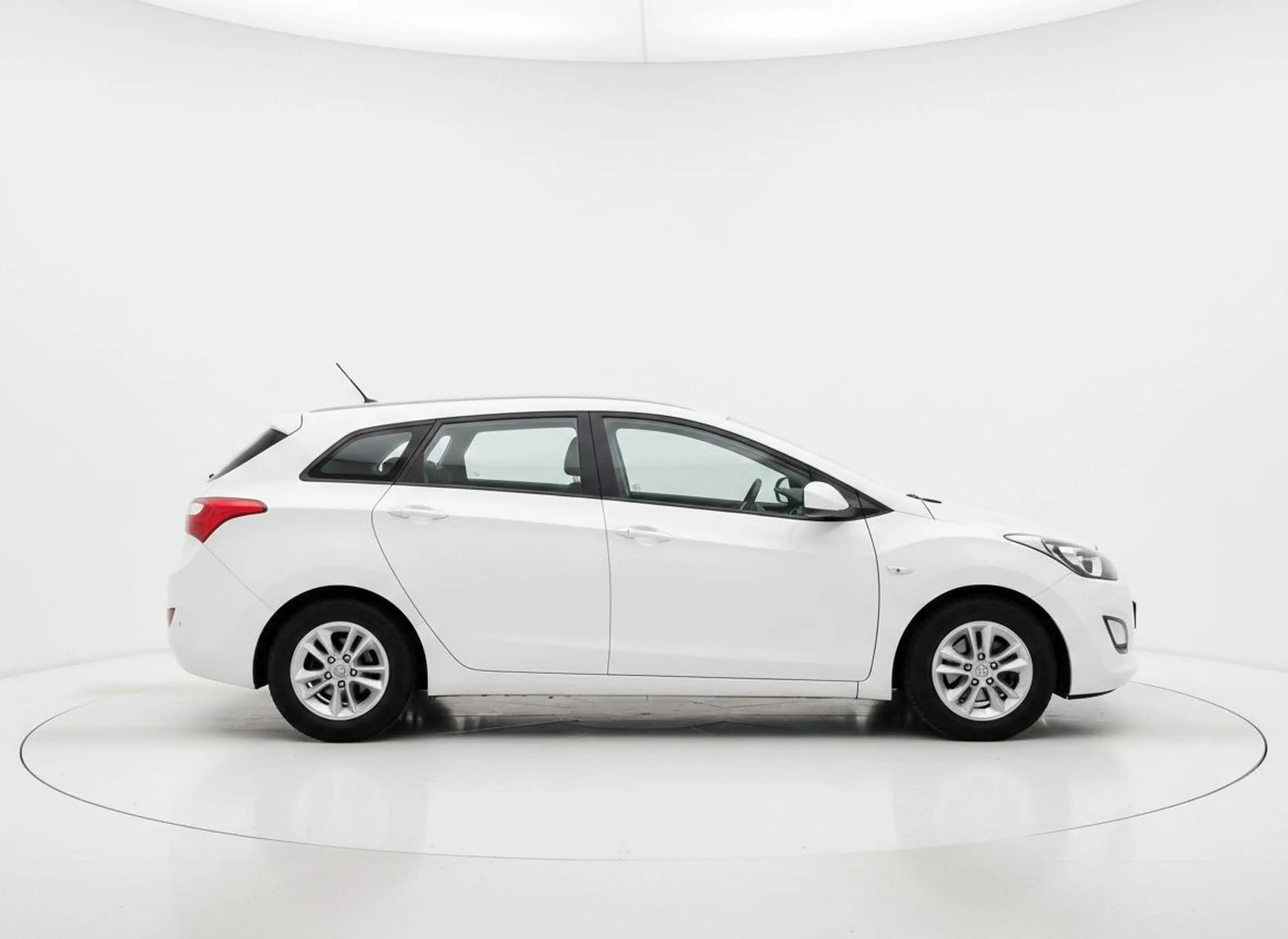 Hyundai i30 1.4 i-Drive — photo 5