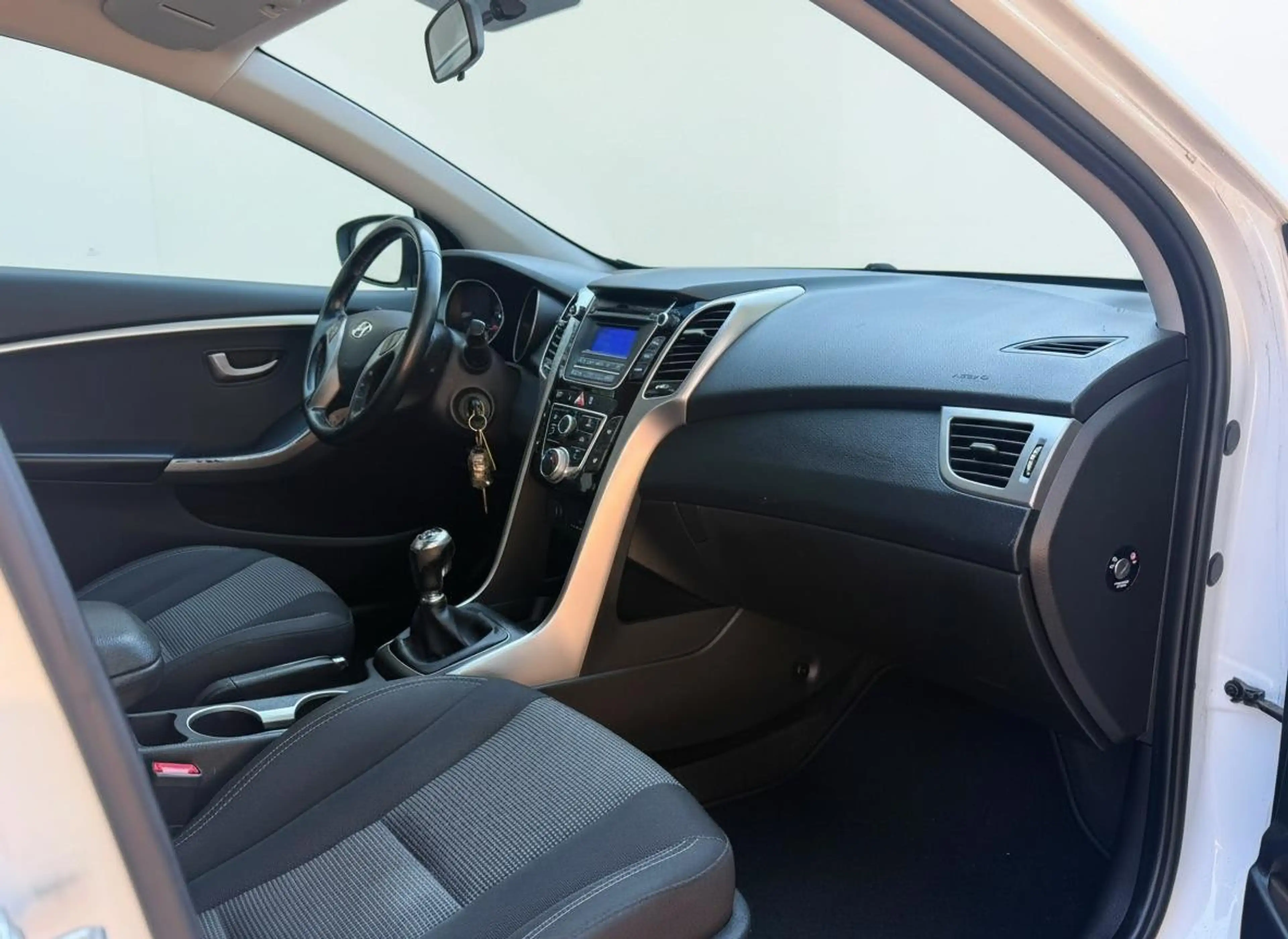 Hyundai i30 1.4 i-Drive — photo 11