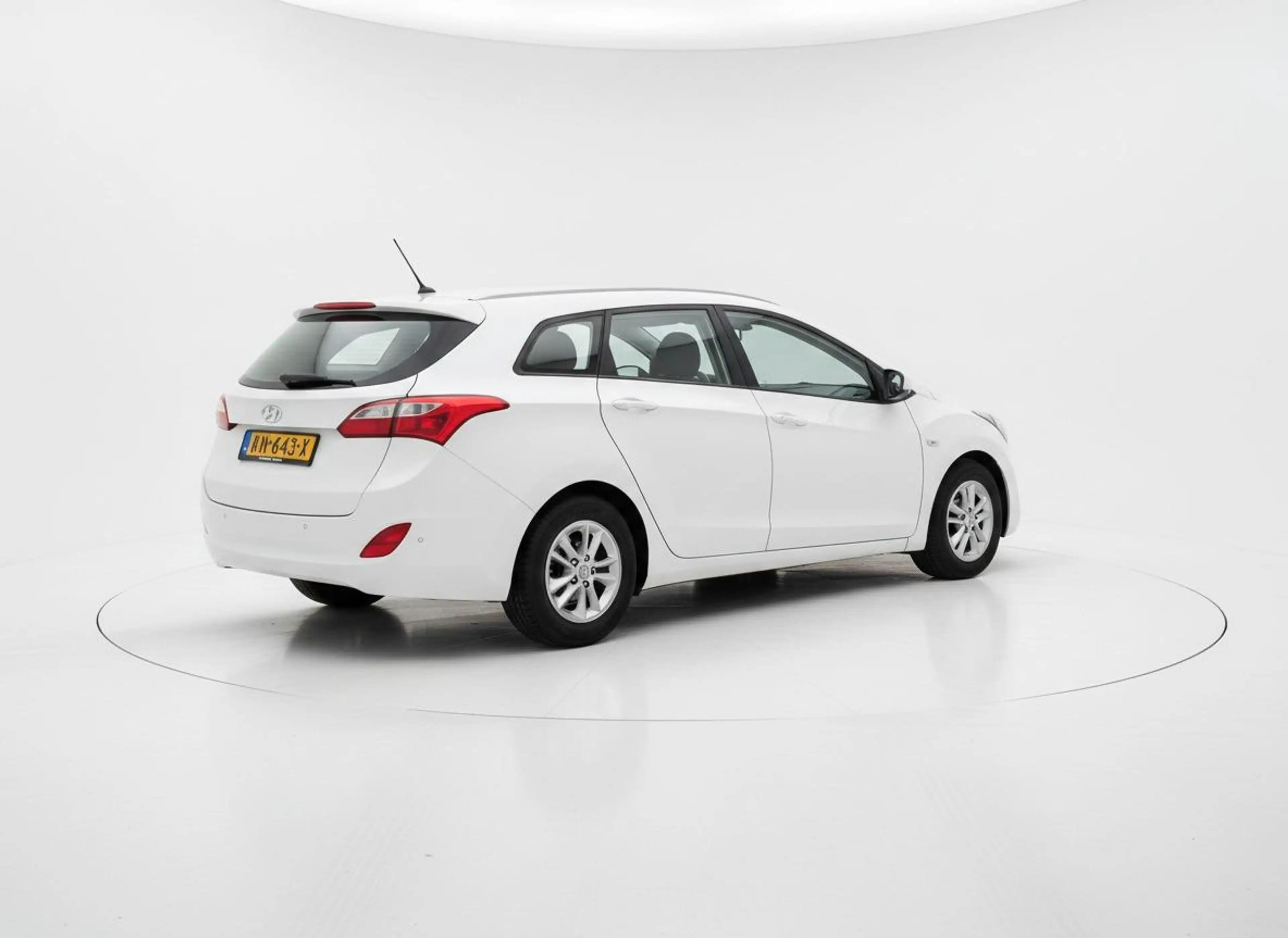 Hyundai i30 1.4 i-Drive — photo 3