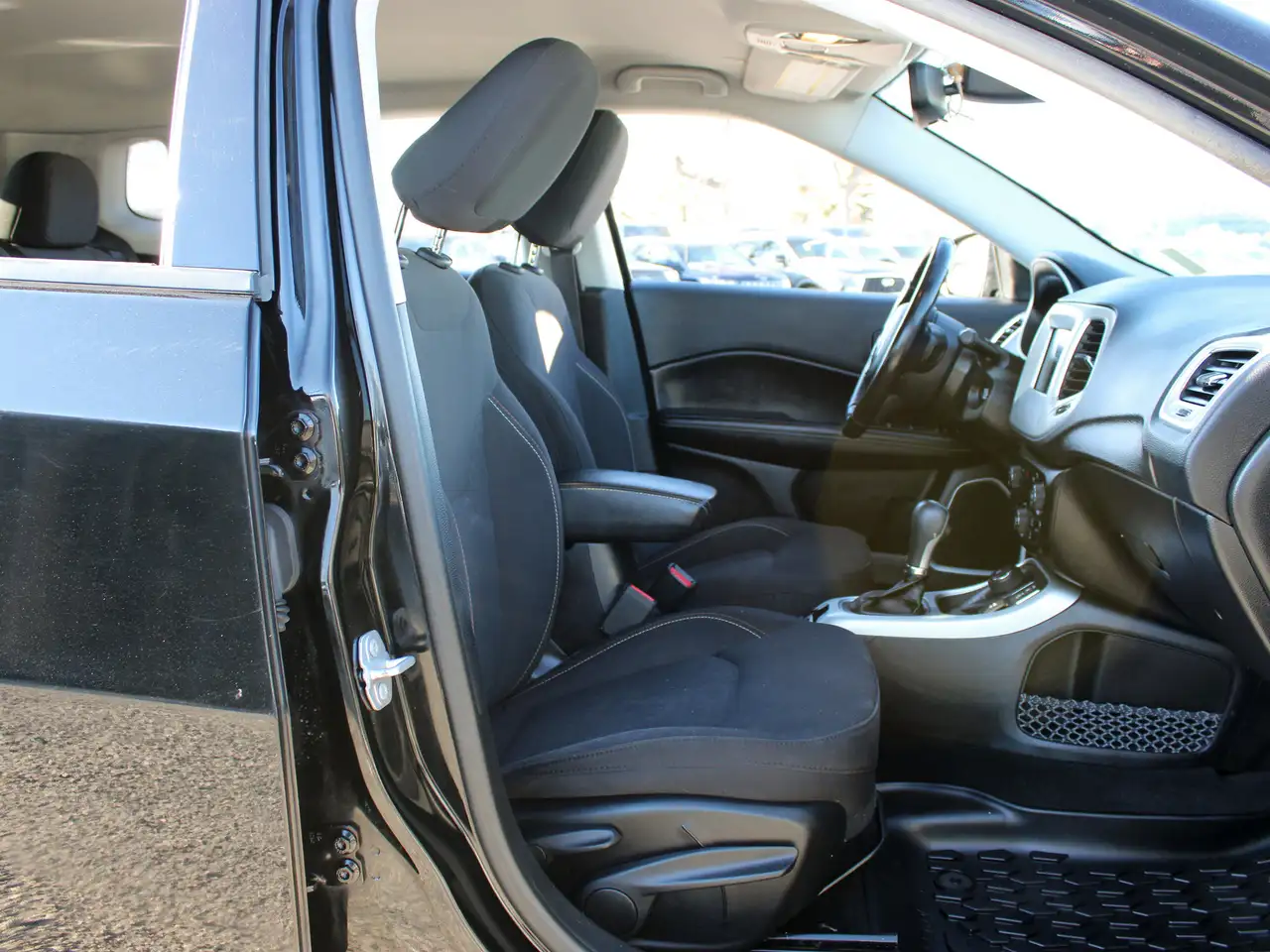 Jeep Compass снимка Jeep Compass