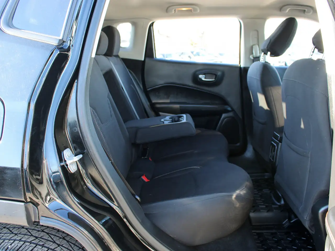 Jeep Compass снимка Jeep Compass