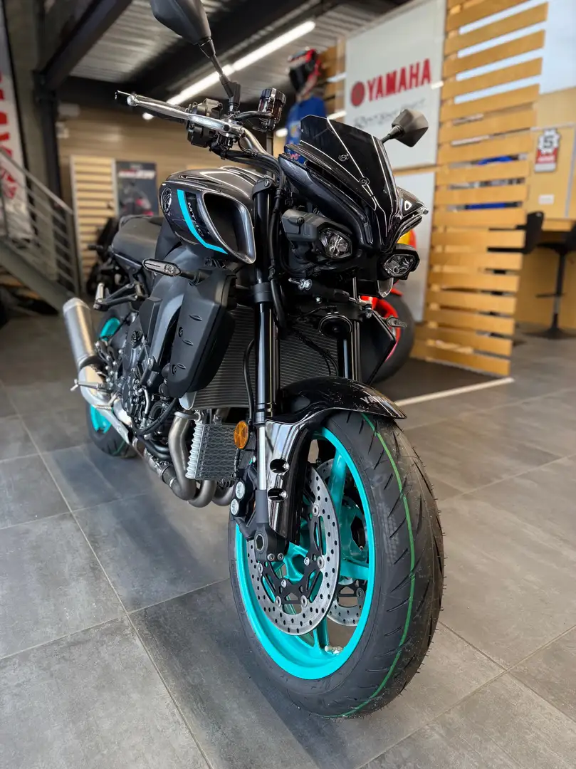 Yamaha MT-10 - 2