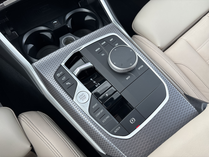 BMW 340 M340d xDrive Touring Head-Up Panoramadach Innovati — photo 10
