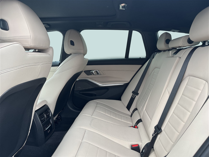 BMW 340 M340d xDrive Touring Head-Up Panoramadach Innovati — photo 9