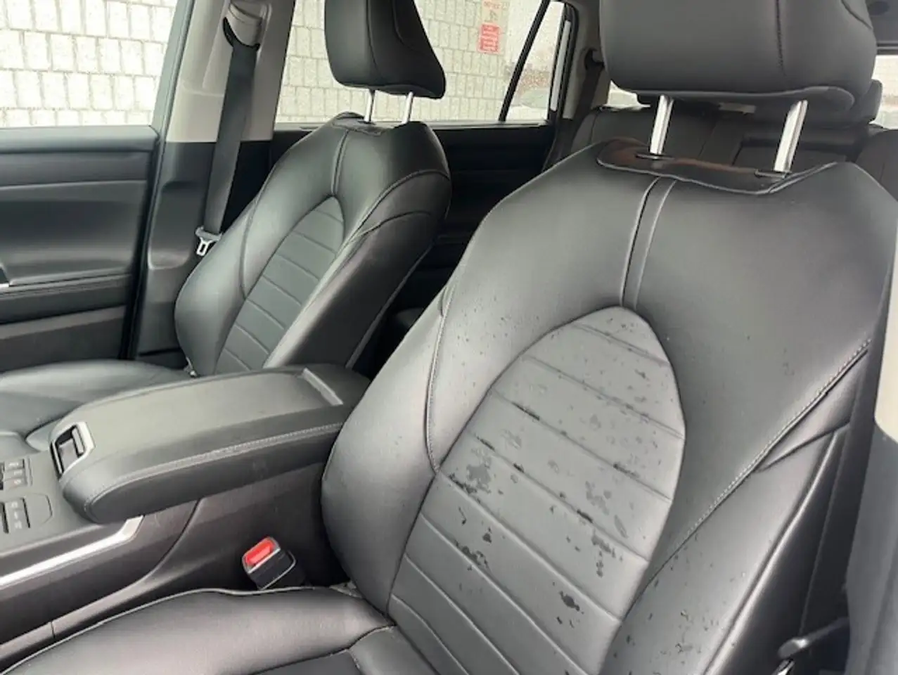 Toyota Highlander снимка Toyota Highlander