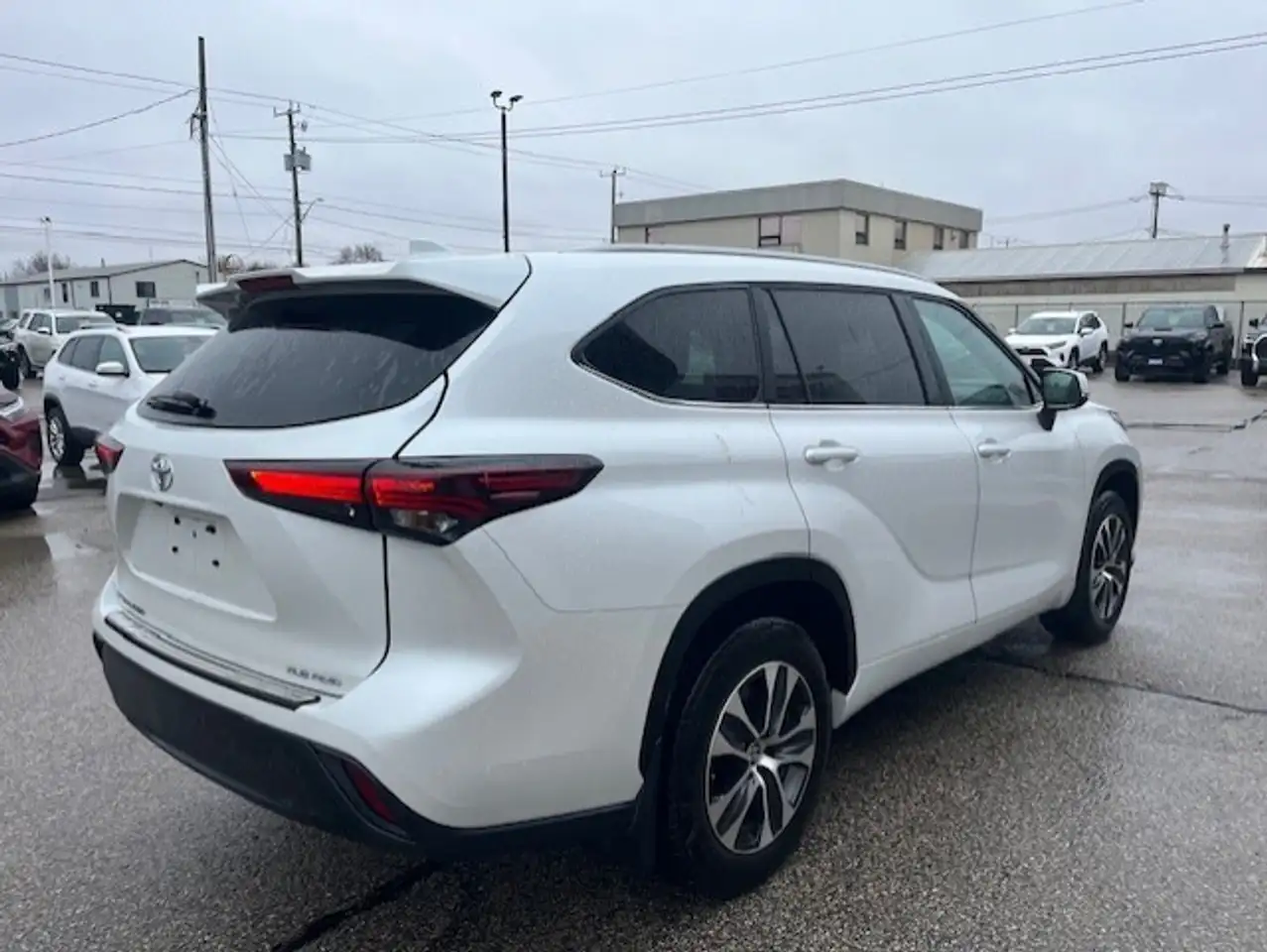Toyota Highlander снимка Toyota Highlander
