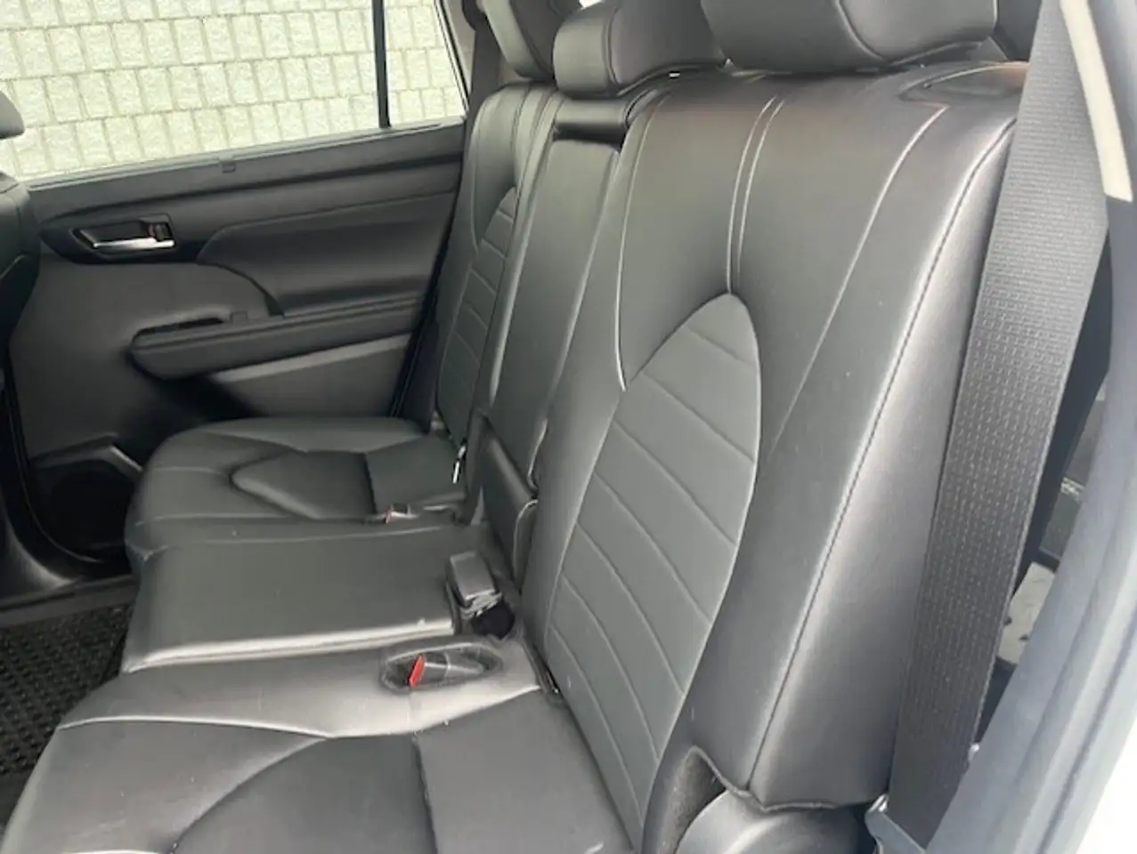 Toyota Highlander снимка Toyota Highlander