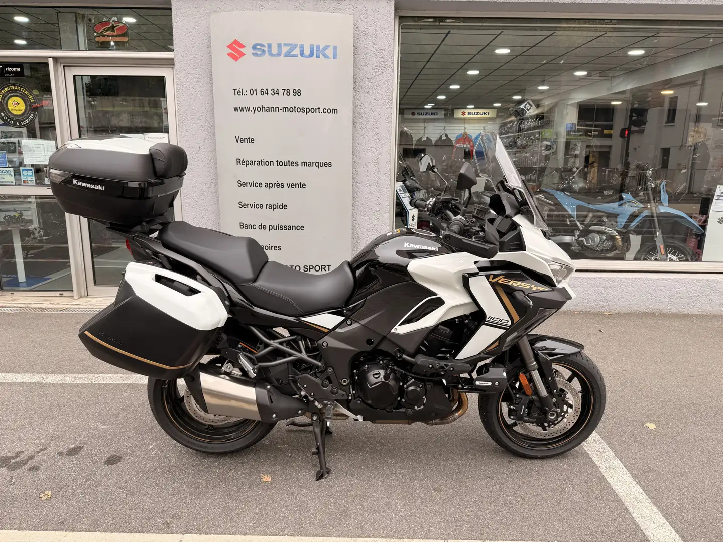 Kawasaki Versys 1100 SE Wit - 1