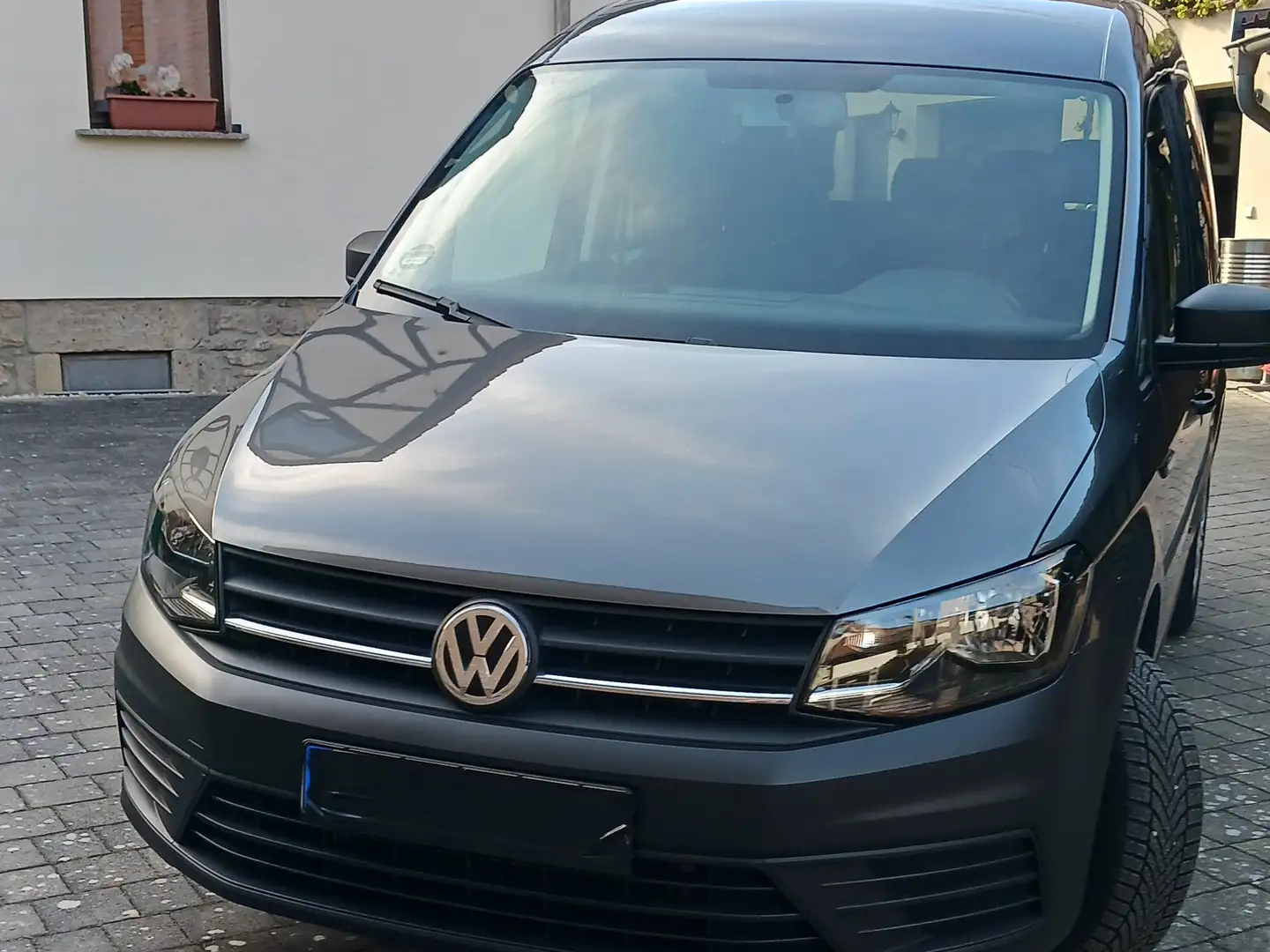 Volkswagen Caddy Caddy 1.2 TSI (5-Si.)Conceptline Grau - 2