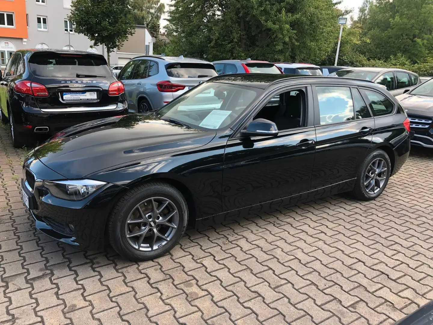 BMW 316 Kombi Scheckheft/Euro-6/Klimaaut./ Schwarz - 2