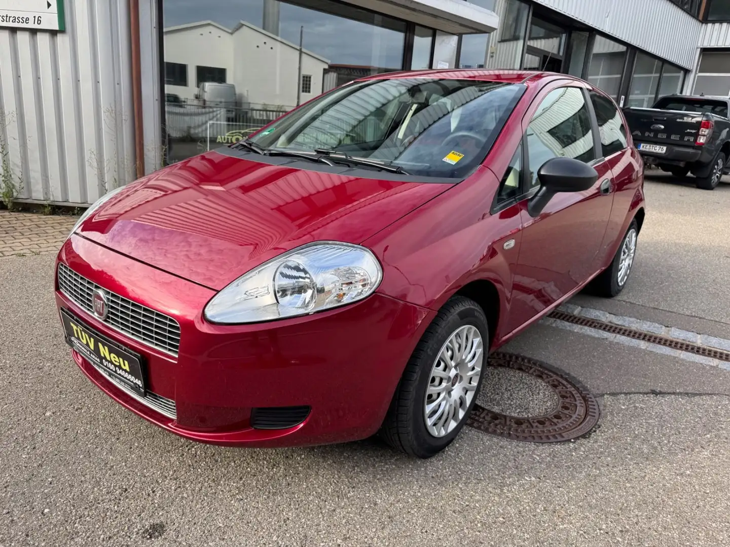 Fiat Grande Punto 1.2 8V Active TÜVNEU 1hand TIPTOP. Rot - 1
