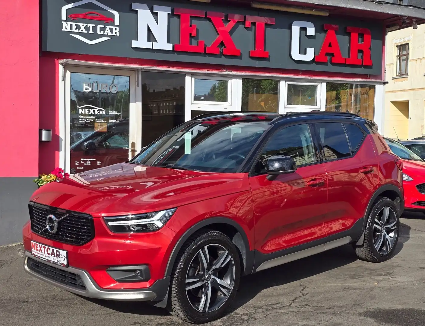 Volvo XC40 XC 40 B4 2WD R-Design|Navi|Kamera Rot - 2