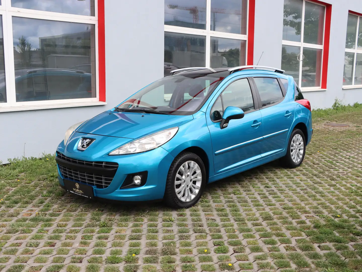 Peugeot 207 Premium | Panoramadach | Leder | Tempomat | Autom. Blau - 2