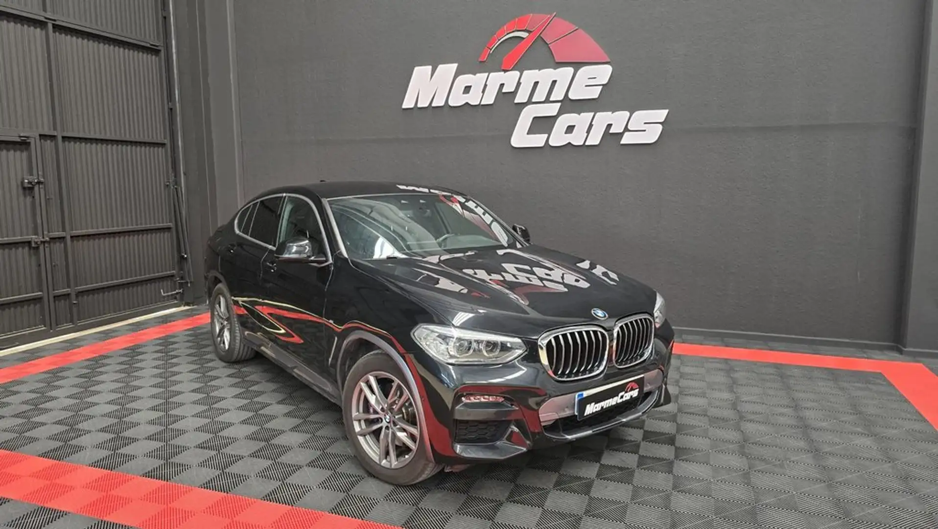 BMW X4 xDrive20d Schwarz - 2
