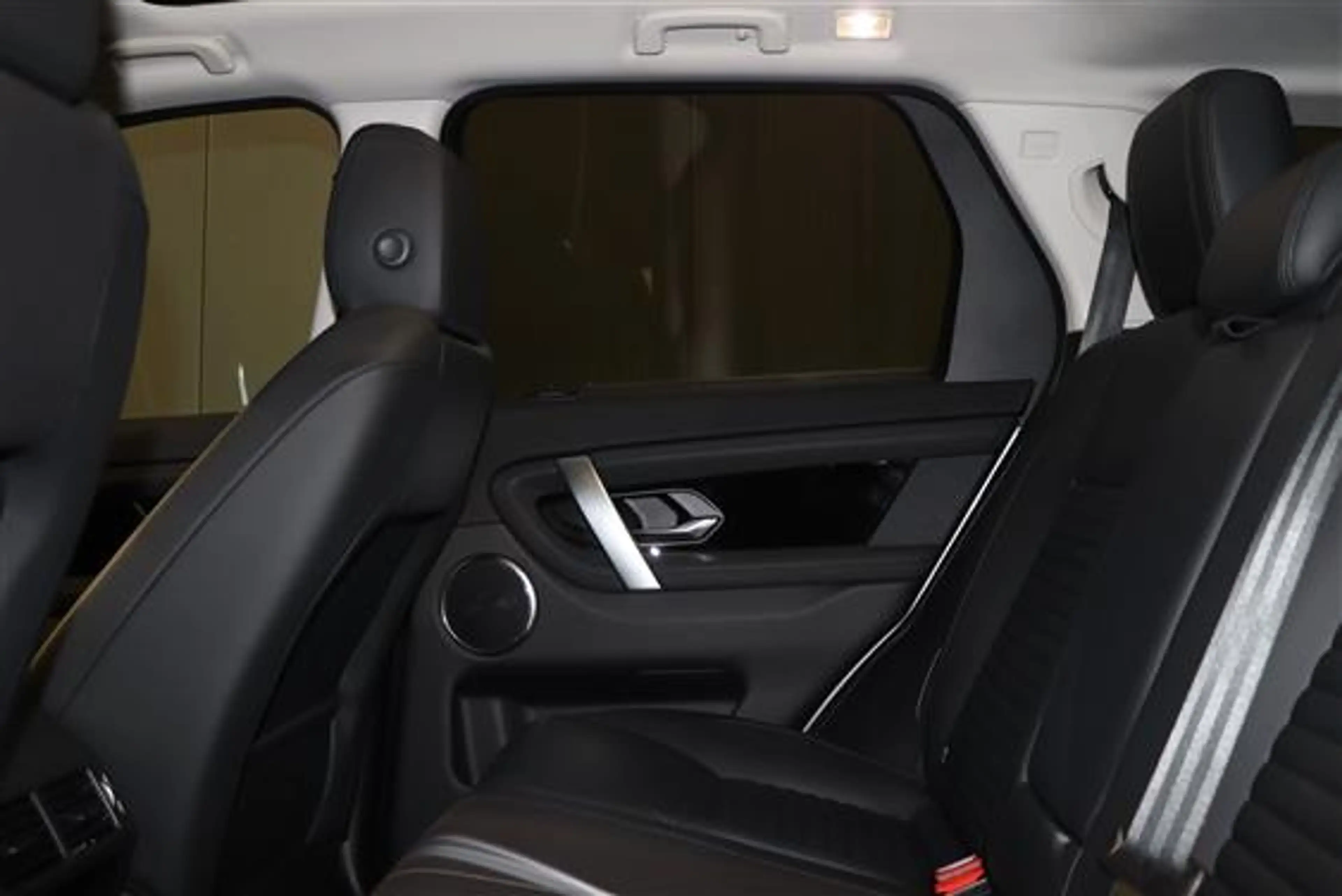 Land Rover Discovery Sport P200 S AWD A/T — photo 7