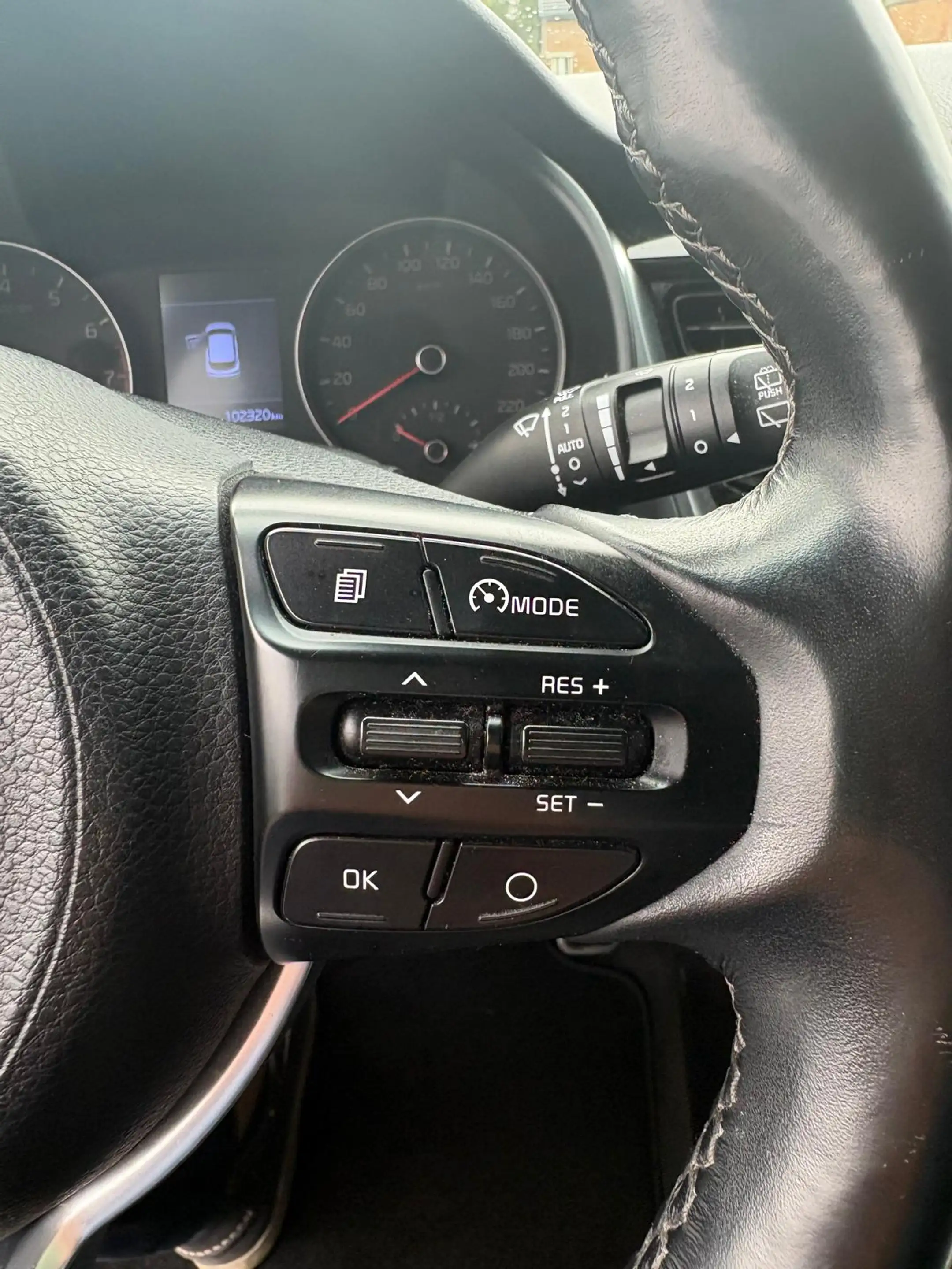 Kia Stonic Stonic 1.0 T Sense ISG DCT — photo 10