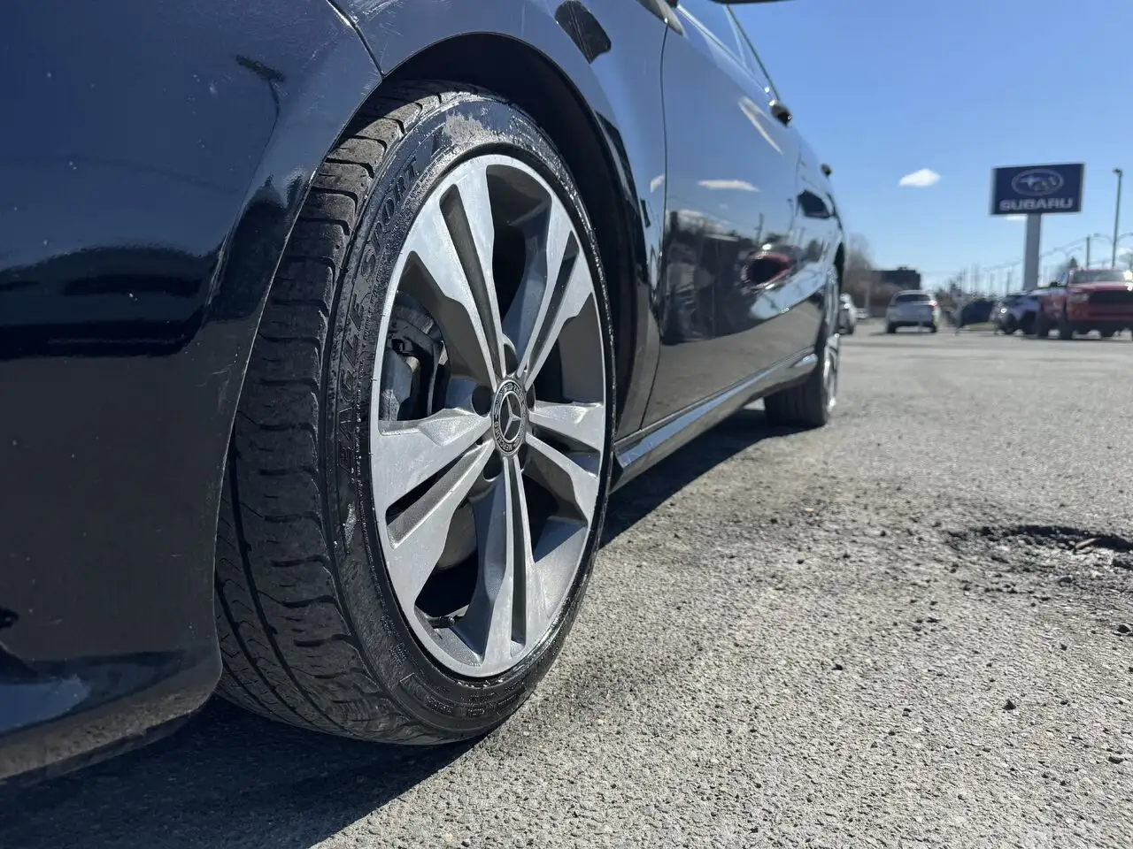 Mercedes-Benz CLA снимка Mercedes-Benz CLA