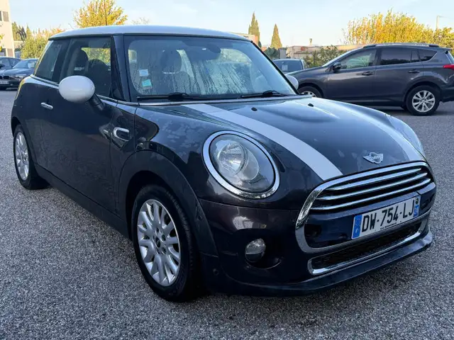 Mini Cooper Cooper view 4