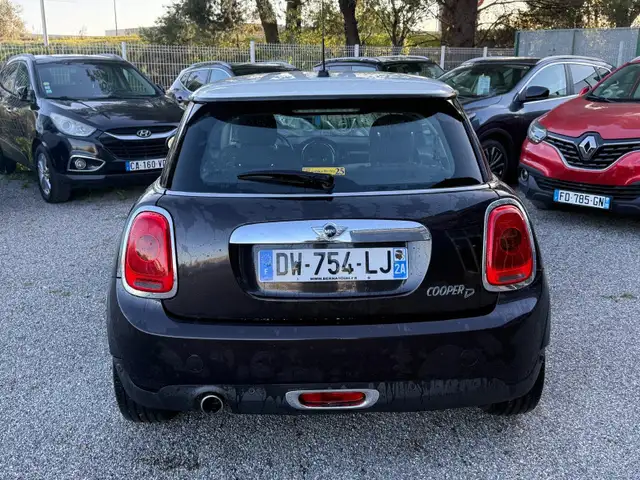 Mini Cooper Cooper view 11