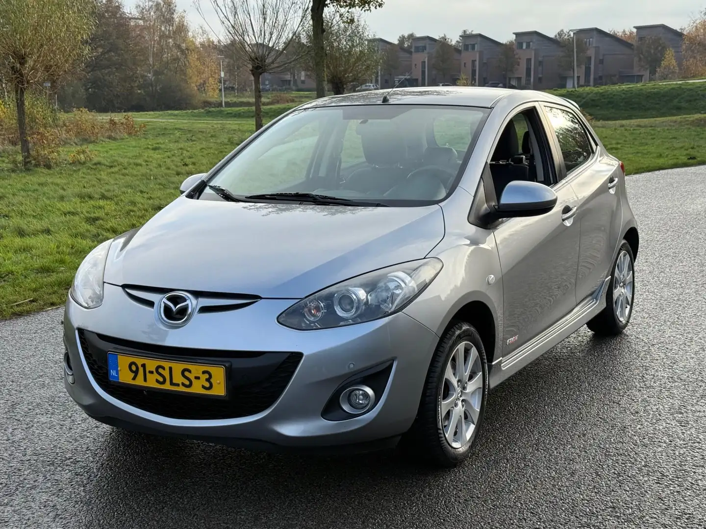 Mazda 2 1.3 GT-M Line |Airco | Cruise | trekhaak Gris - 2