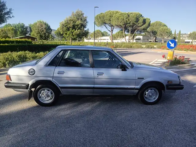 Subaru Leone