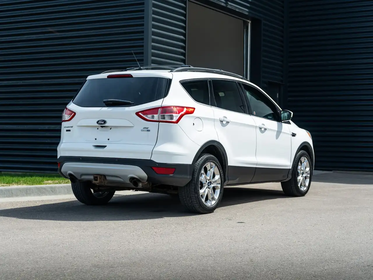 Ford Escape снимка Ford Escape